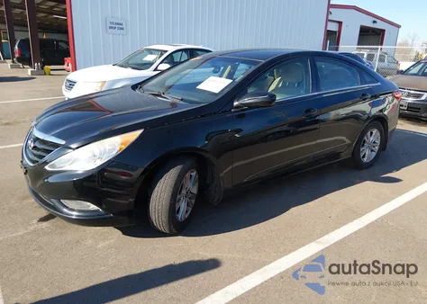 2013 Hyundai Sonata Gls z USA, uszkodzony, nr VIN 5NPEB4AC7DH753890
